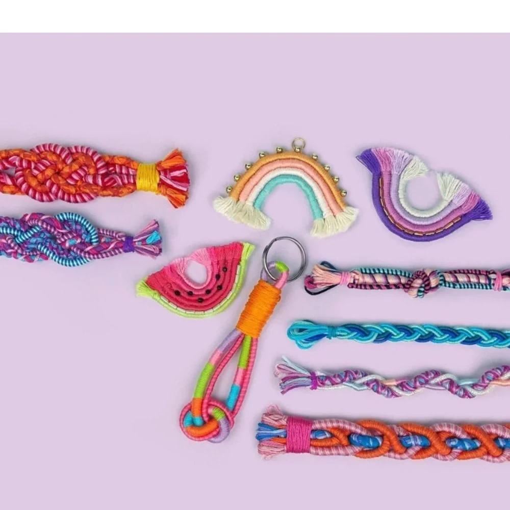 Playmonster loopdedoo bracelet